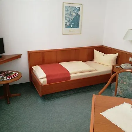Hotel Hotel-pension Am Kurpark