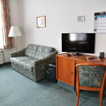 Hotel-pension Am Kurpark Hotel 3*